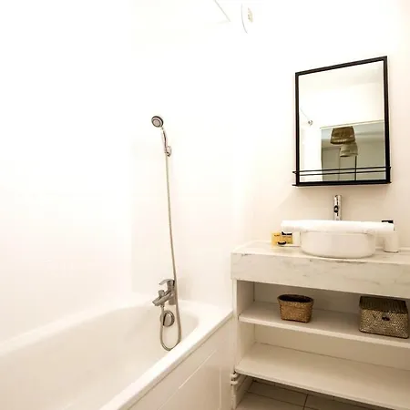 Big Near Old Town With Balcony + Parking Lille