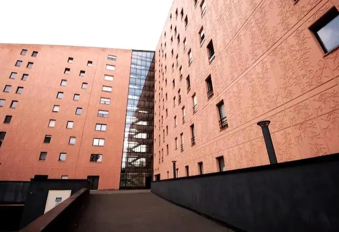 Big Near Old Town With Balcony + Parking Lille